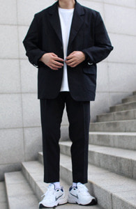 Over-fit Linen Black Jacket