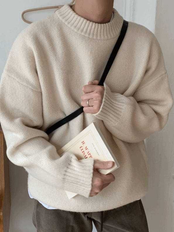 Over-fit Cup Ivory Knit